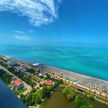 Relax And Unwind Premier Sea View Aparthotel In 巴统 外观 照片