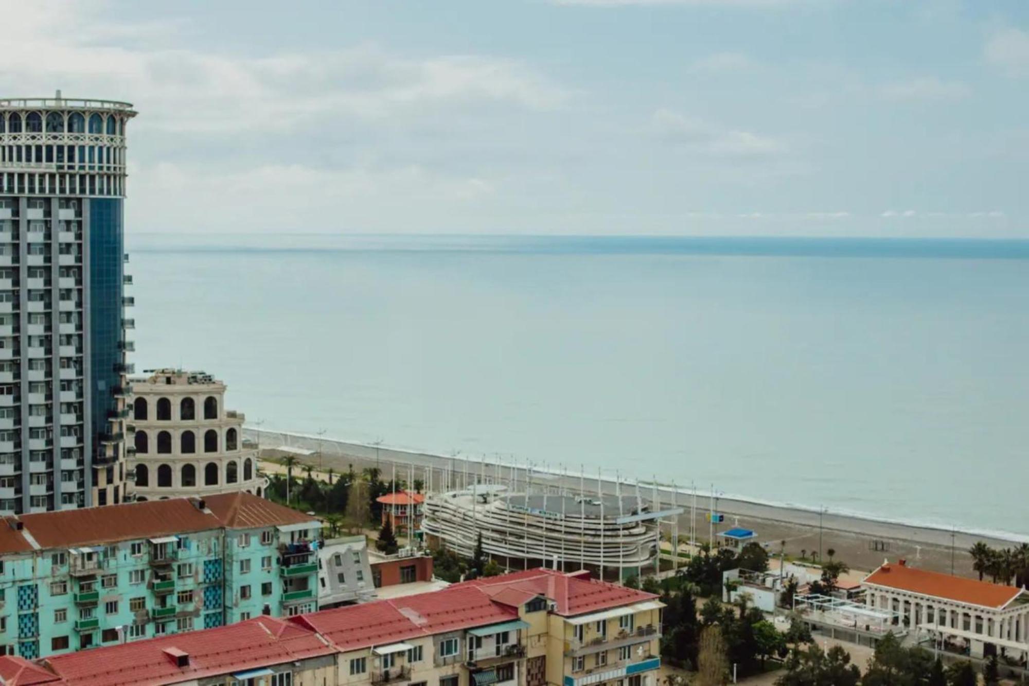 Relax And Unwind Premier Sea View Aparthotel In 巴统 外观 照片