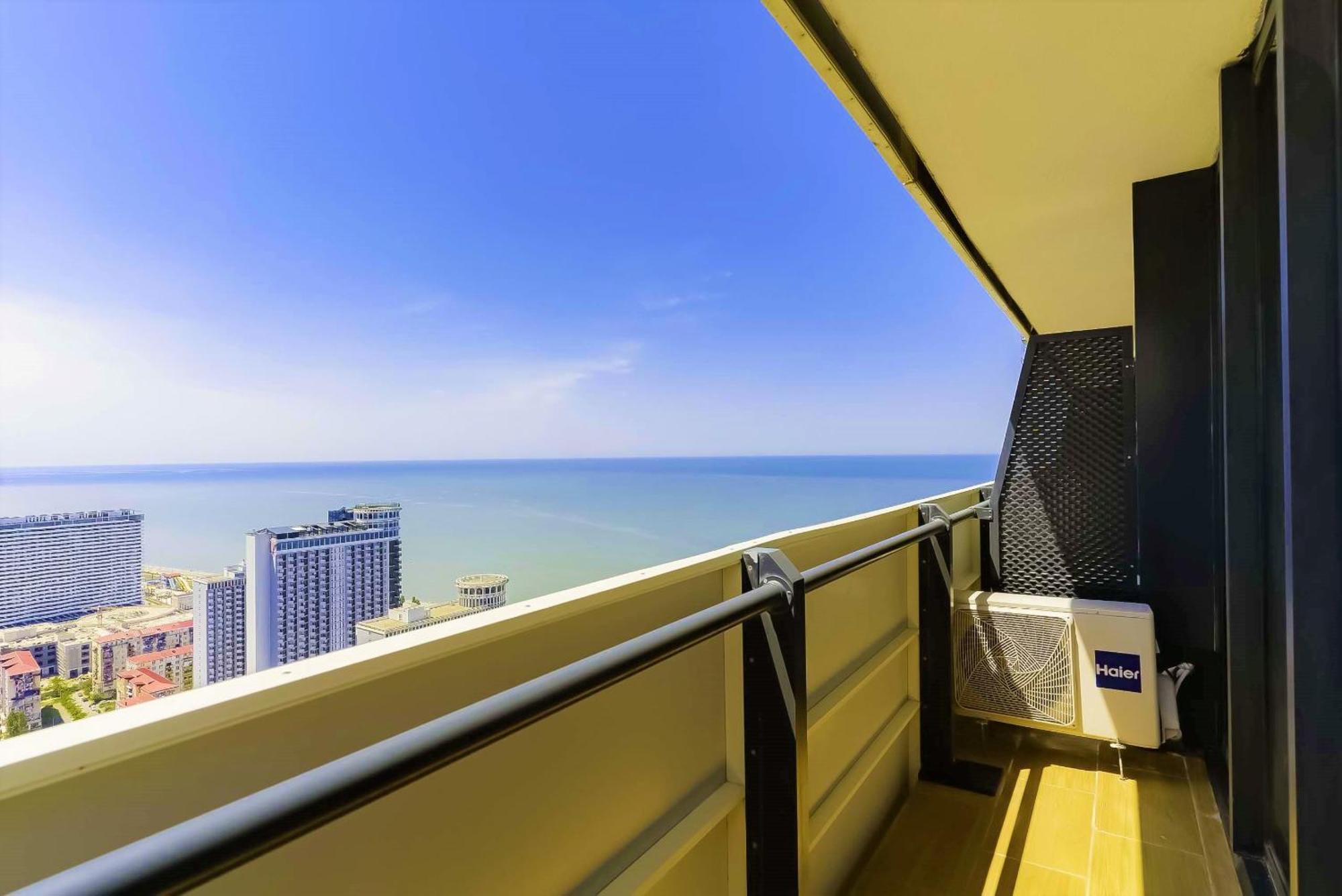 Relax And Unwind Premier Sea View Aparthotel In 巴统 外观 照片
