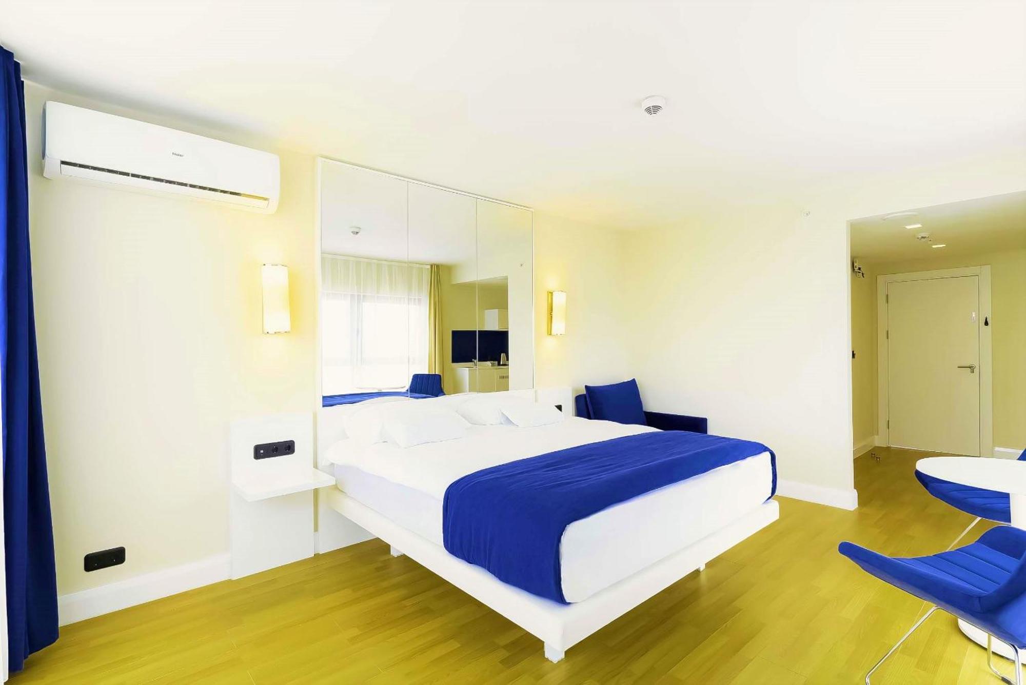 Relax And Unwind Premier Sea View Aparthotel In 巴统 外观 照片
