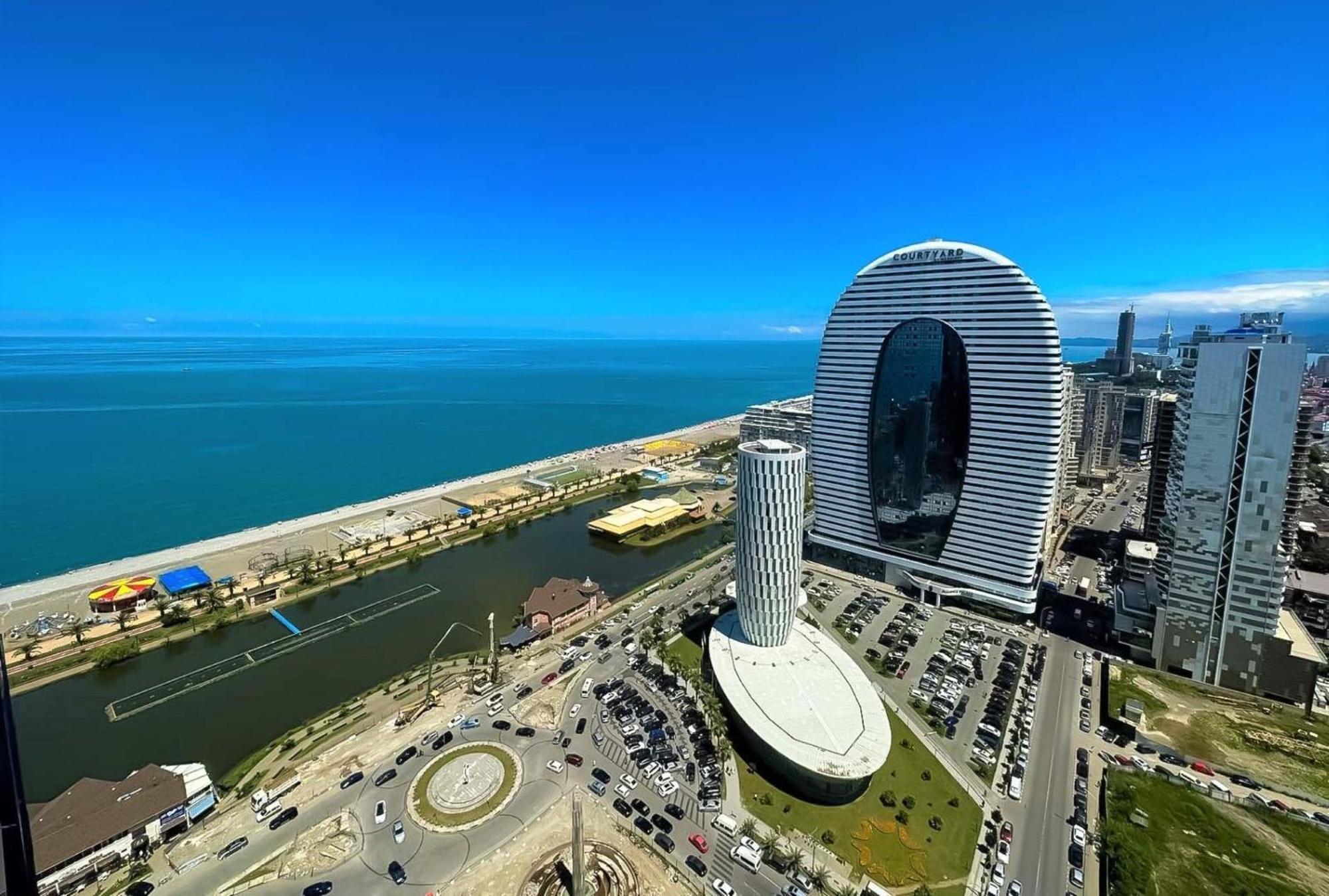 Relax And Unwind Premier Sea View Aparthotel In 巴统 外观 照片
