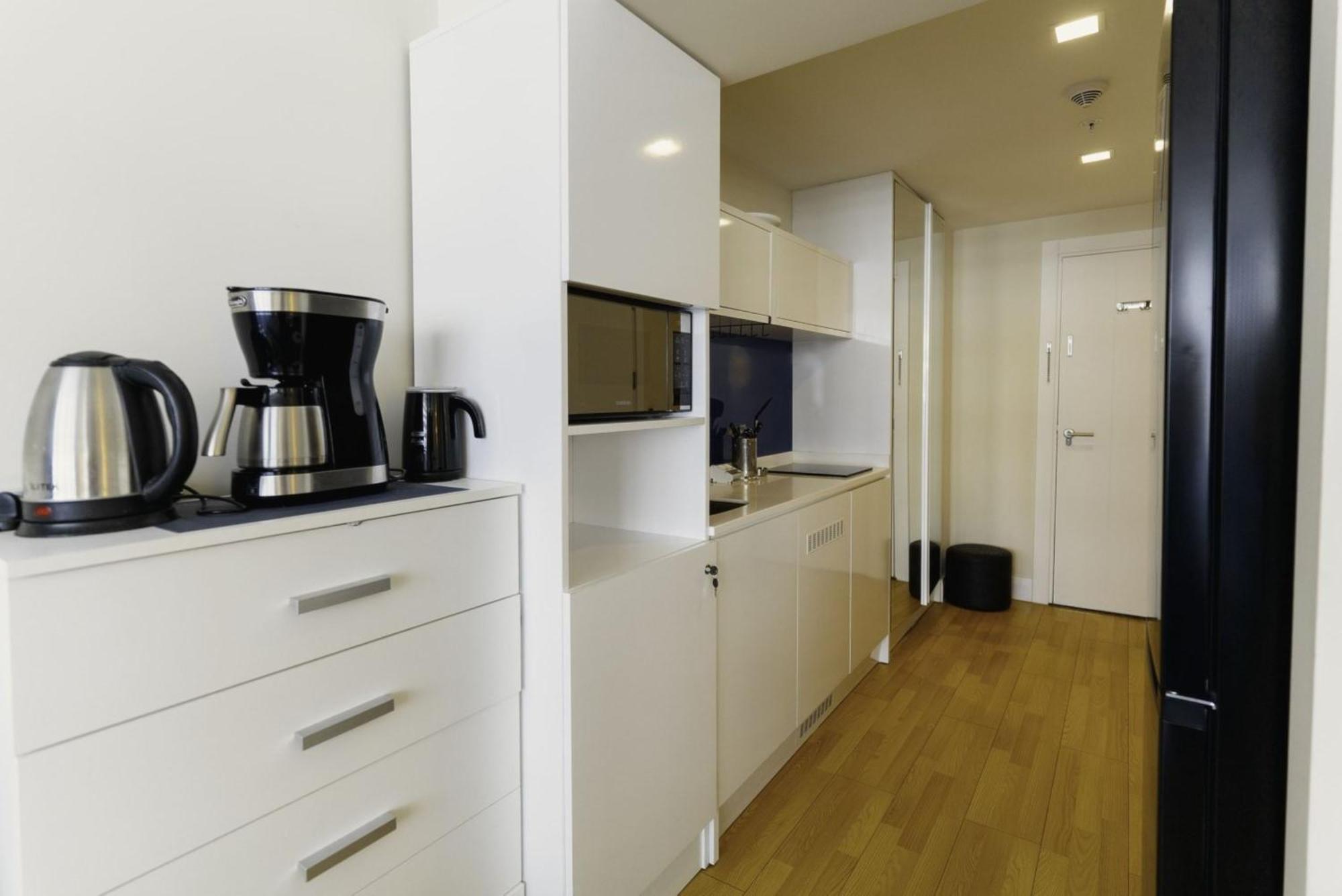 Relax And Unwind Premier Sea View Aparthotel In 巴统 外观 照片